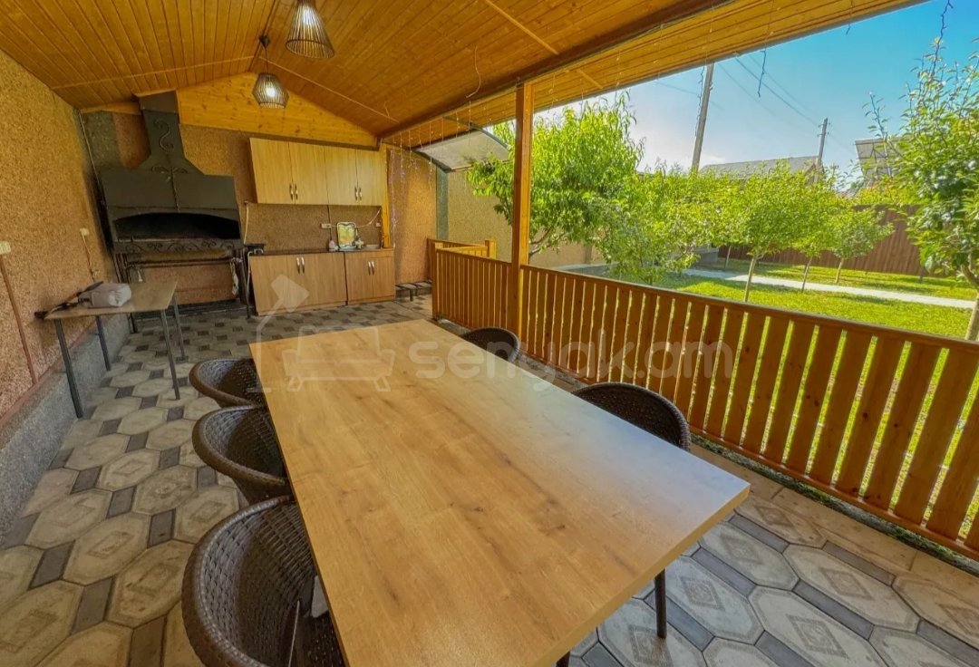 2 Սենյականոց Շքեղ Առանձնատուն, 200քմ, Լողավազանով