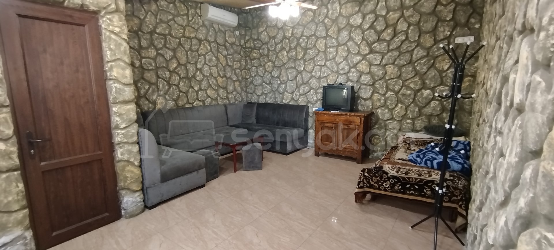 6 Սենյականոց Ամառանոց, 200քմ, Լողավազանով