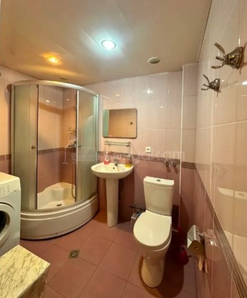 2 Սենյականոց Բնակարան Քարե Շենքում, 65քմ, 3/5 հարկ, Կոսմետիկ Վերանորոգված, Կահավորված, Արևկող