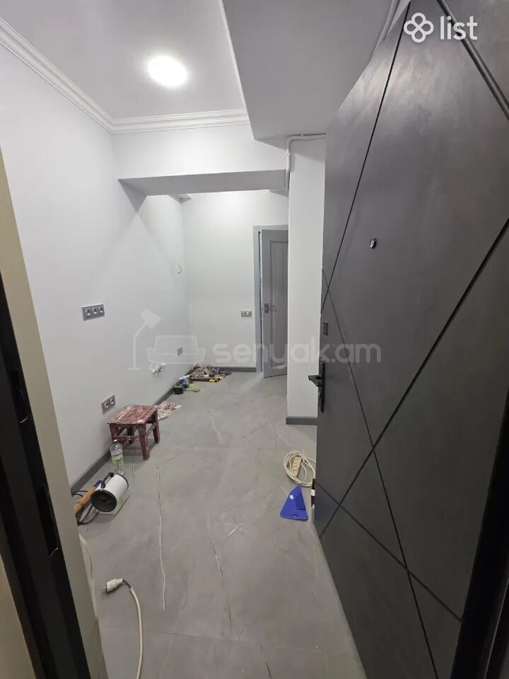 1 Սենյականոց Բնակարան, 27քմ, 11/12 հարկ, Կապիտալ Վերանորոգված