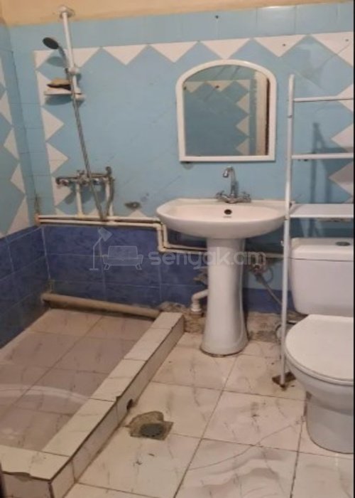 2 Սենյականոց Բնակարան Քարե Շենքում, 46քմ, 4/4 հարկ, Պետական Վիճակում