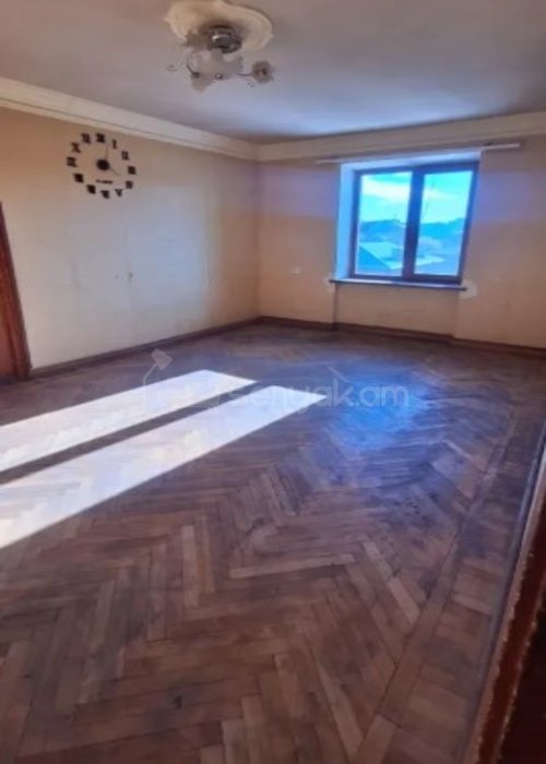 2 Սենյականոց Բնակարան Քարե Շենքում, 46քմ, 4/4 հարկ, Պետական Վիճակում