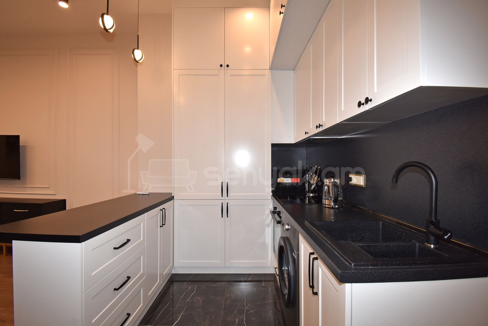 3 Սենյականոց Բնակարան Նորակառույցում, 80քմ, 8/12 հարկ, Դիզայներական Վերանորոգված