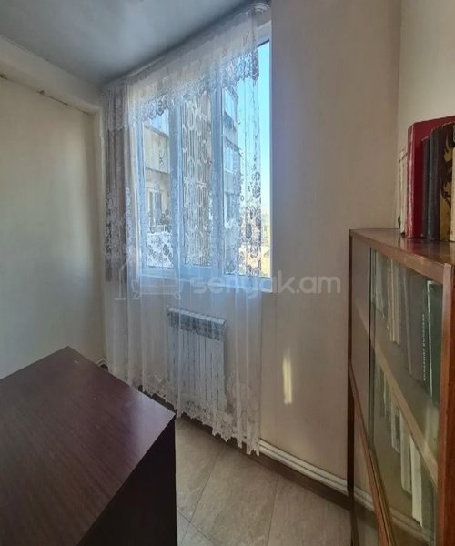 3 Սենյականոց Բնակարան, 76քմ, 9/16 հարկ, Կոսմետիկ Վերանորոգված, Կահավորված, Արևկող