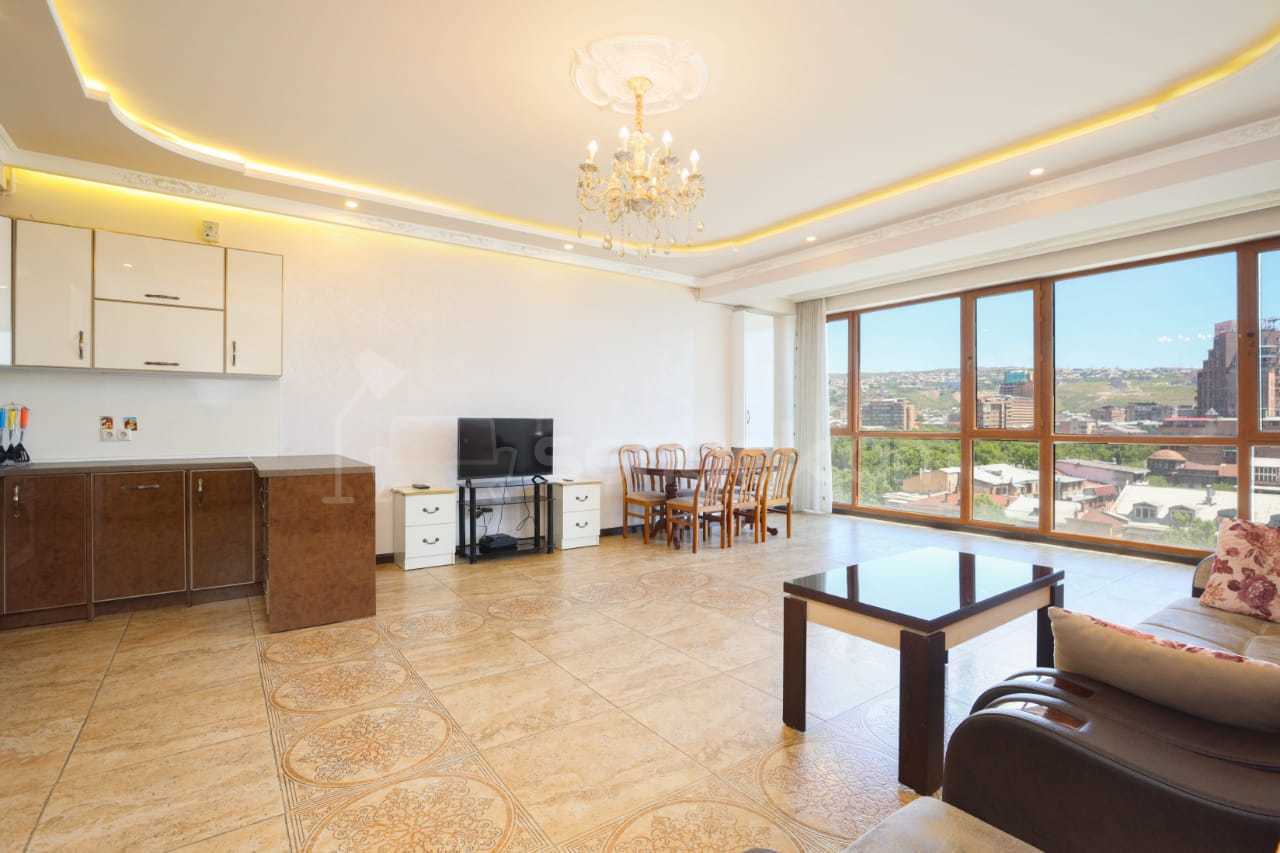 3 Սենյականոց Բնակարան, 80քմ, 6/12 հարկ, Դիզայներական Վերանորոգված