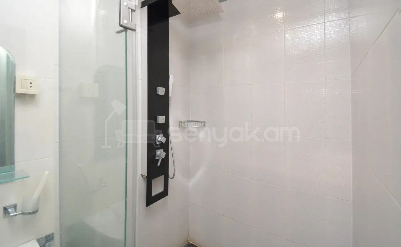 2 Սենյականոց Բնակարան Նորակառույցում, 77քմ, 3/13 հարկ, Դիզայներական Վերանորոգված