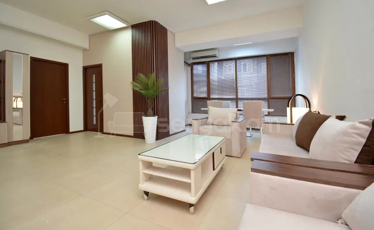 2 Սենյականոց Բնակարան Նորակառույցում, 77քմ, 3/13 հարկ, Դիզայներական Վերանորոգված