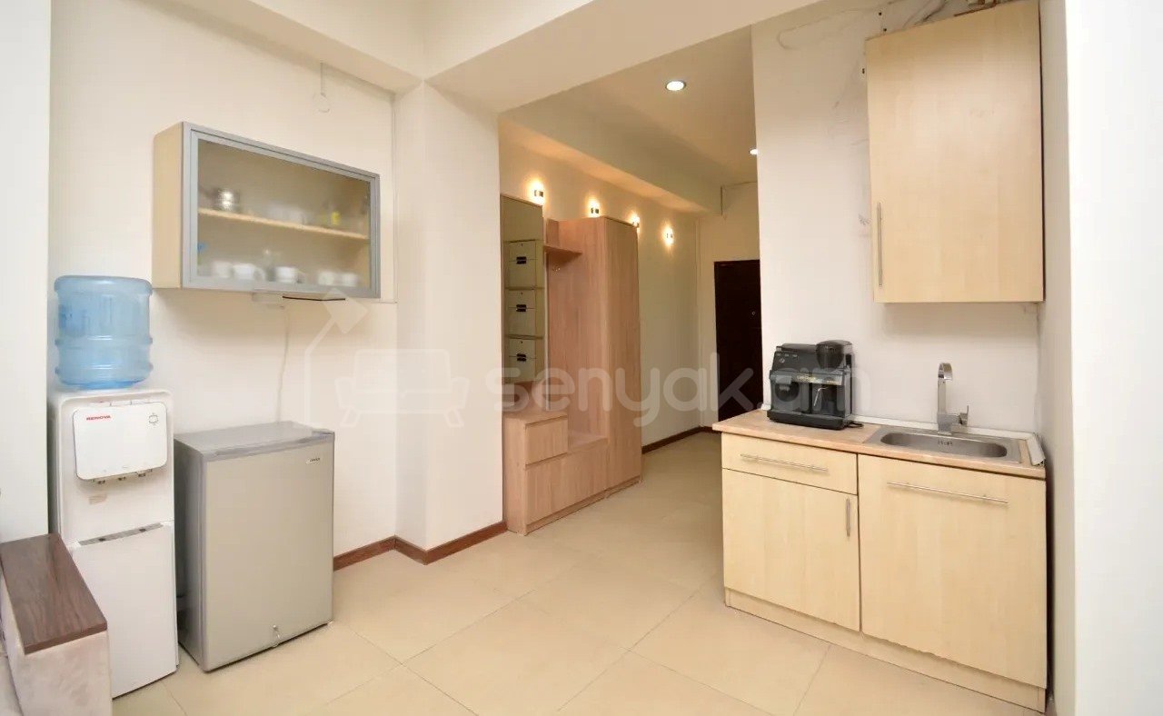 2 Սենյականոց Բնակարան Նորակառույցում, 77քմ, 3/13 հարկ, Դիզայներական Վերանորոգված