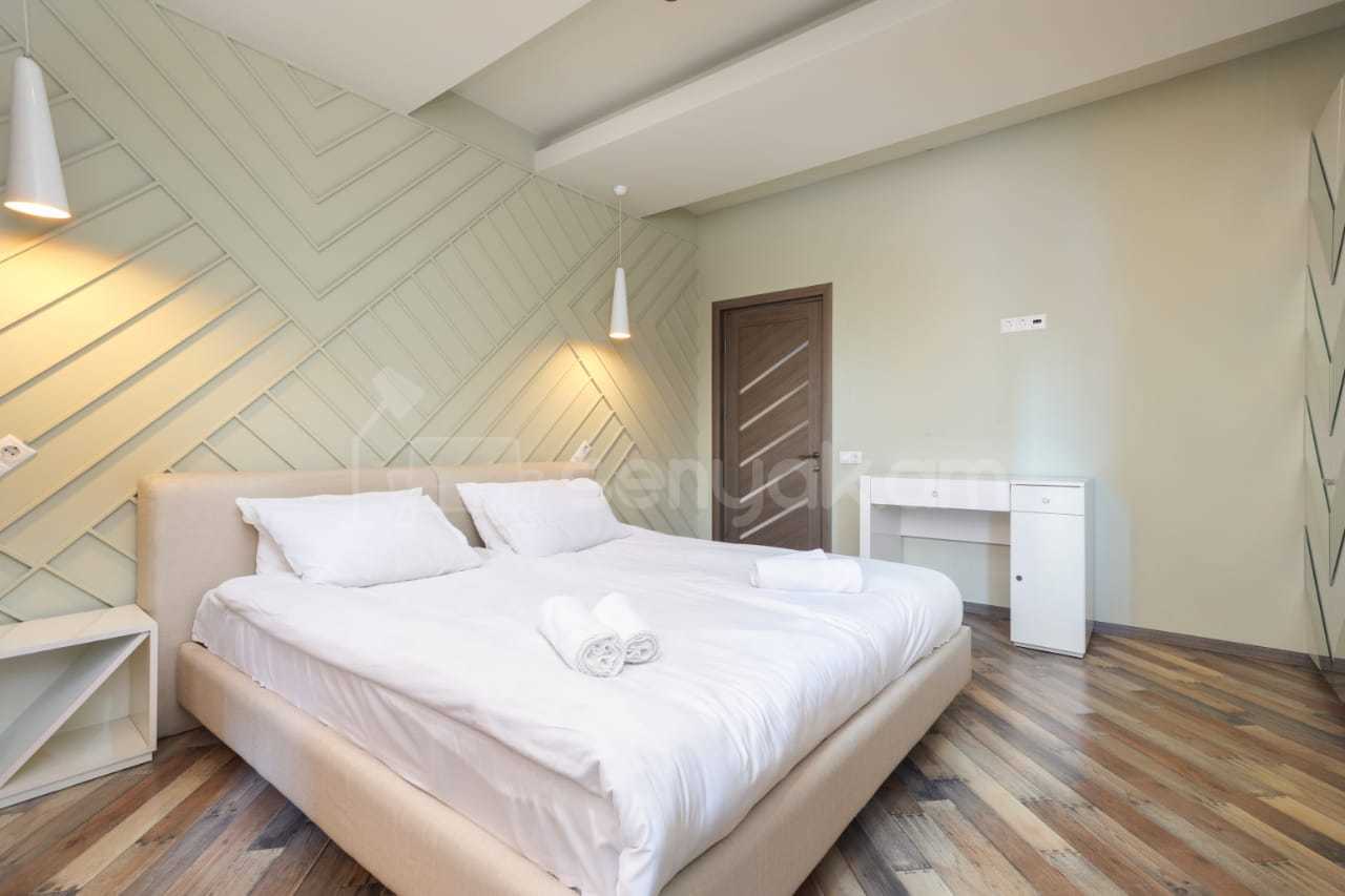 3 Սենյականոց Բնակարան Նորակառույցում, 80քմ, 7/12 հարկ, Դիզայներական Վերանորոգված