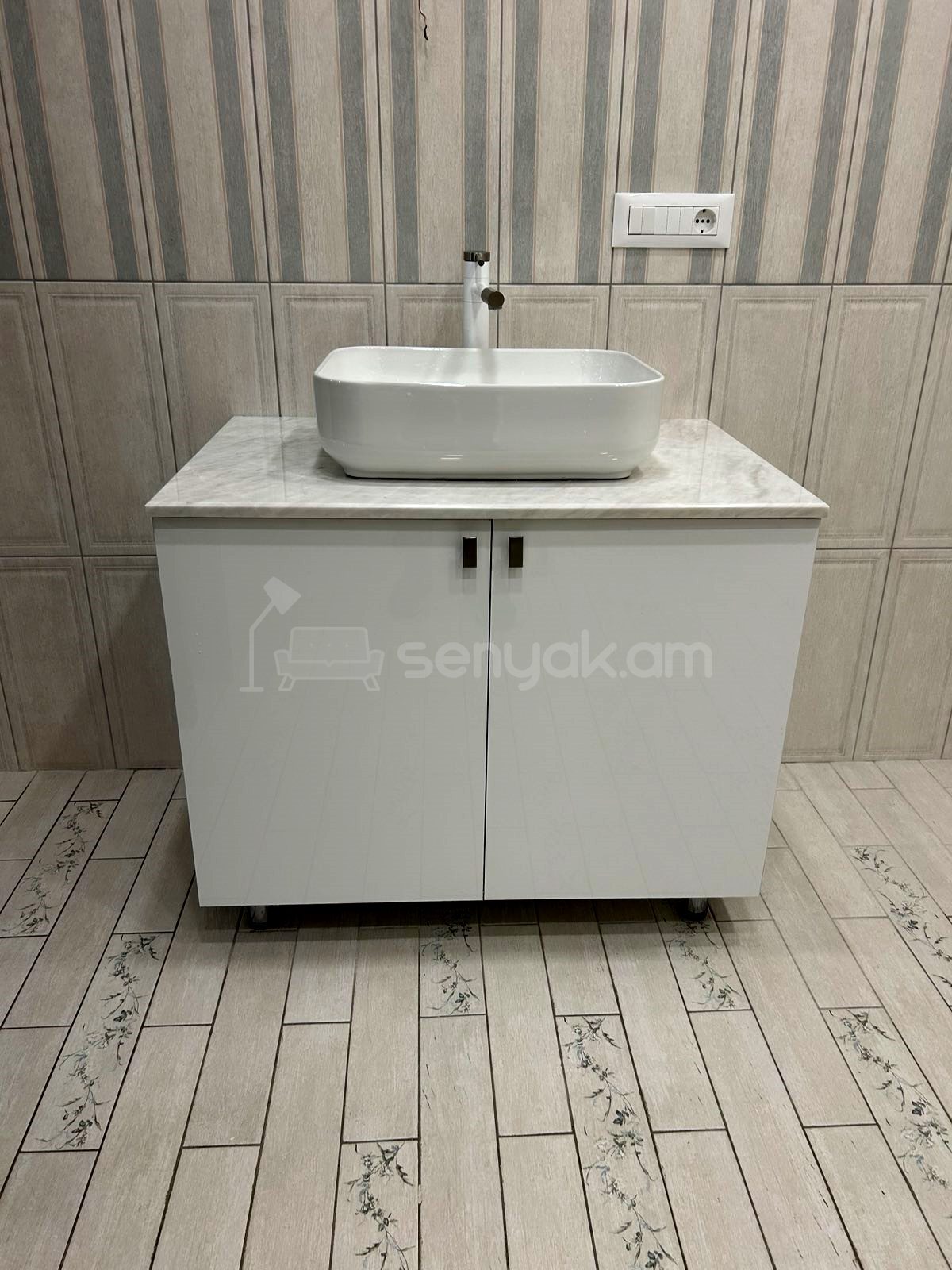 3 Սենյականոց Բնակարան Նորակառույցում, 90քմ, 11/11 հարկ, Կապիտալ Վերանորոգված