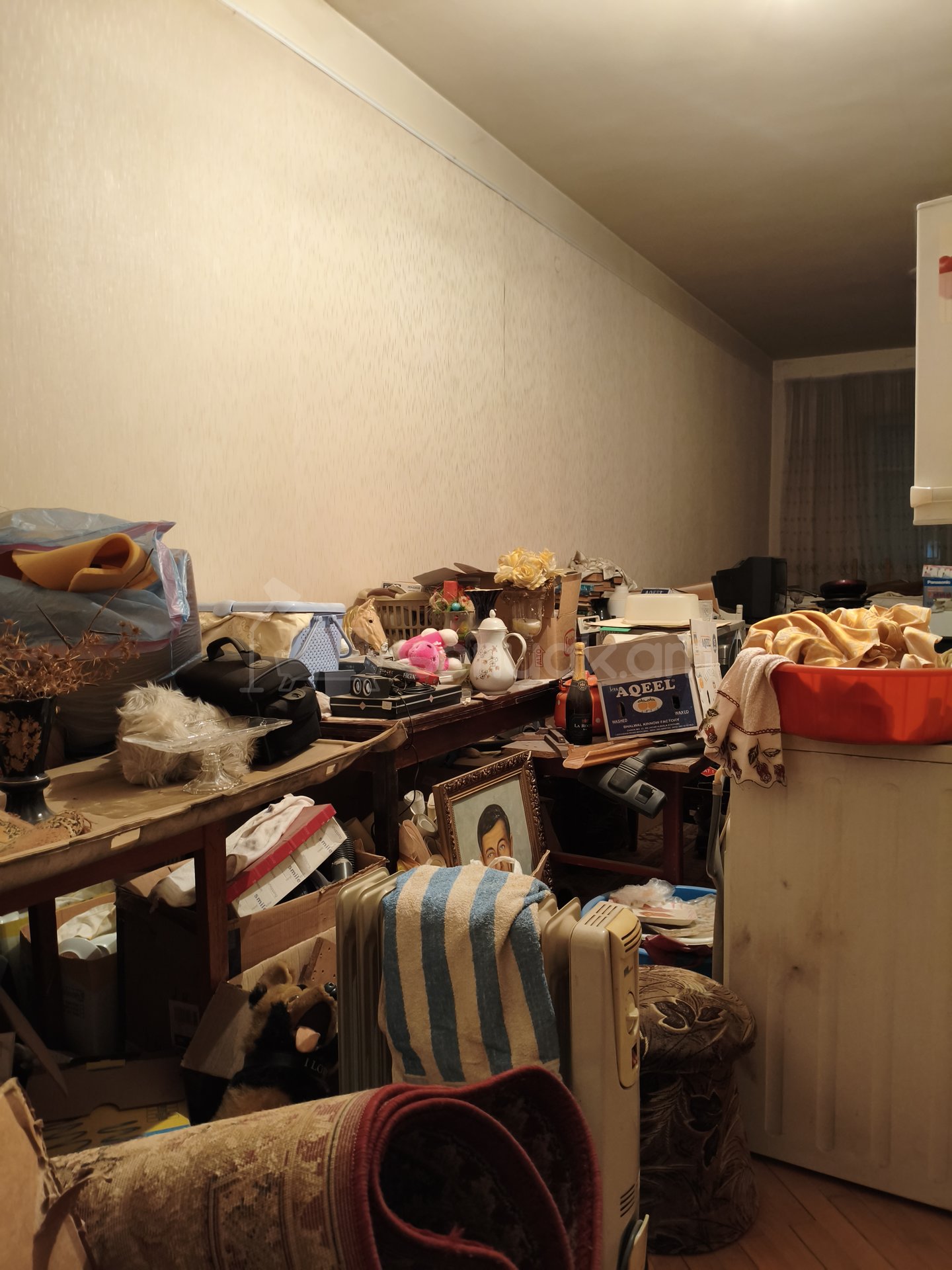 3 Սենյականոց Բնակարան Քարե Շենքում, 77քմ, 1/1 հարկ, Նորմալ Վիճակում, Կահավորված