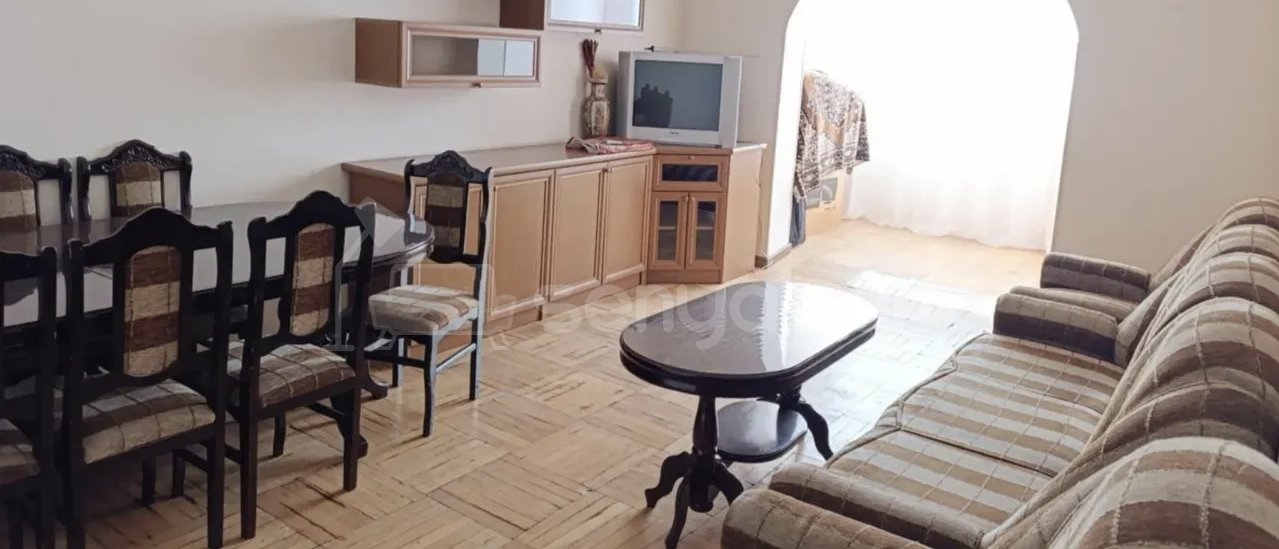 2 Սենյականոց Բնակարան Քարե Շենքում, 56քմ, 3/5 հարկ, Նորմալ Վիճակում, Կահավորված, Արևկող