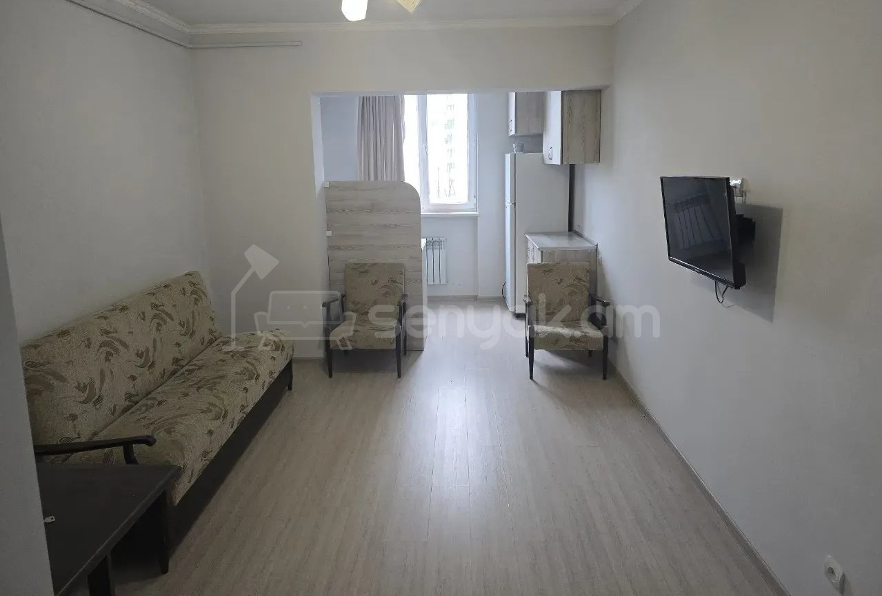 2 Սենյականոց Բնակարան, 67քմ, 6/9 հարկ, Նորմալ Վիճակում, Կահավորված, Արևկող