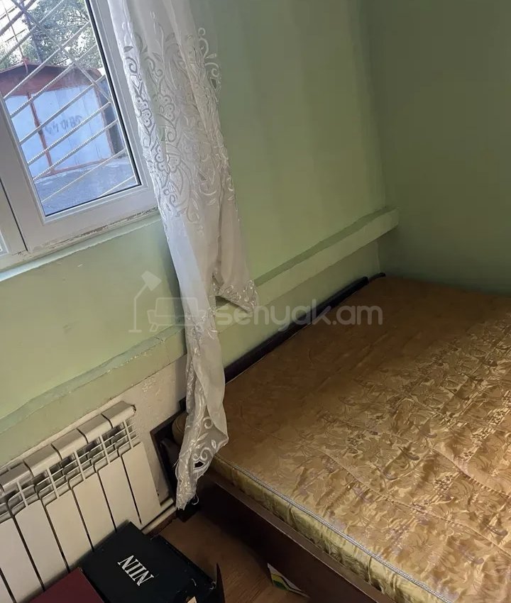 2 Սենյականոց Բնակարան Քարե Շենքում, 58քմ, 3/5 հարկ, Նորմալ Վիճակում, Կահավորված