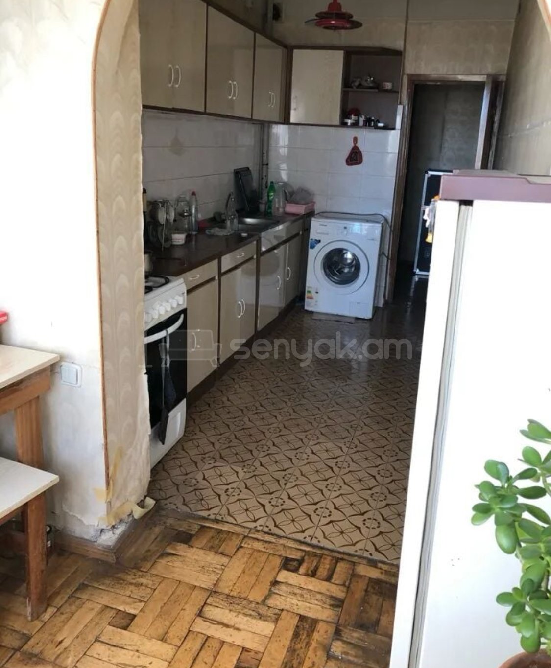 3 Սենյականոց Բնակարան, 67քմ, 9/9 հարկ, Պետական Վիճակում