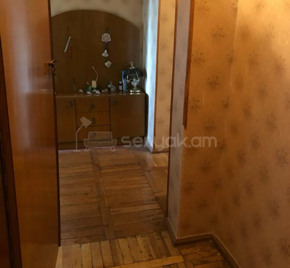 3 Սենյականոց Բնակարան, 67քմ, 9/9 հարկ, Պետական Վիճակում