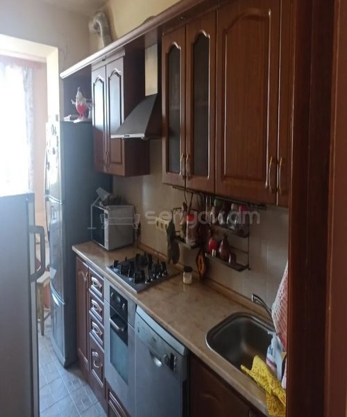 3 Սենյականոց Բնակարան Քարե Շենքում, 80քմ, 3/5 հարկ, Կոսմետիկ Վերանորոգված