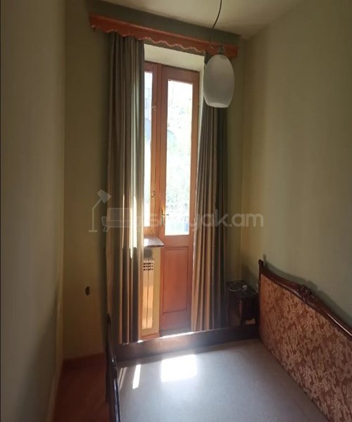 3 Սենյականոց Բնակարան Քարե Շենքում, 80քմ, 3/5 հարկ, Կոսմետիկ Վերանորոգված