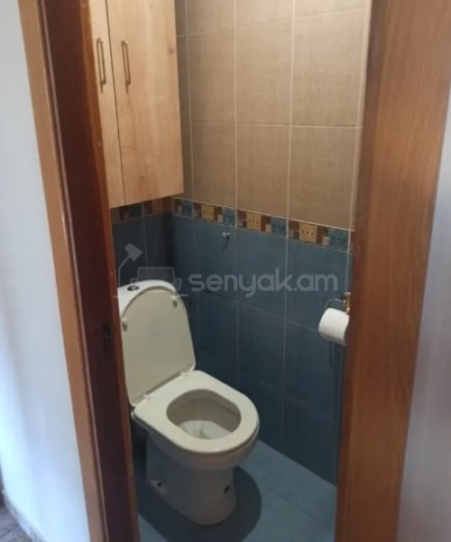 3 Սենյականոց Բնակարան Քարե Շենքում, 80քմ, 3/5 հարկ, Կոսմետիկ Վերանորոգված