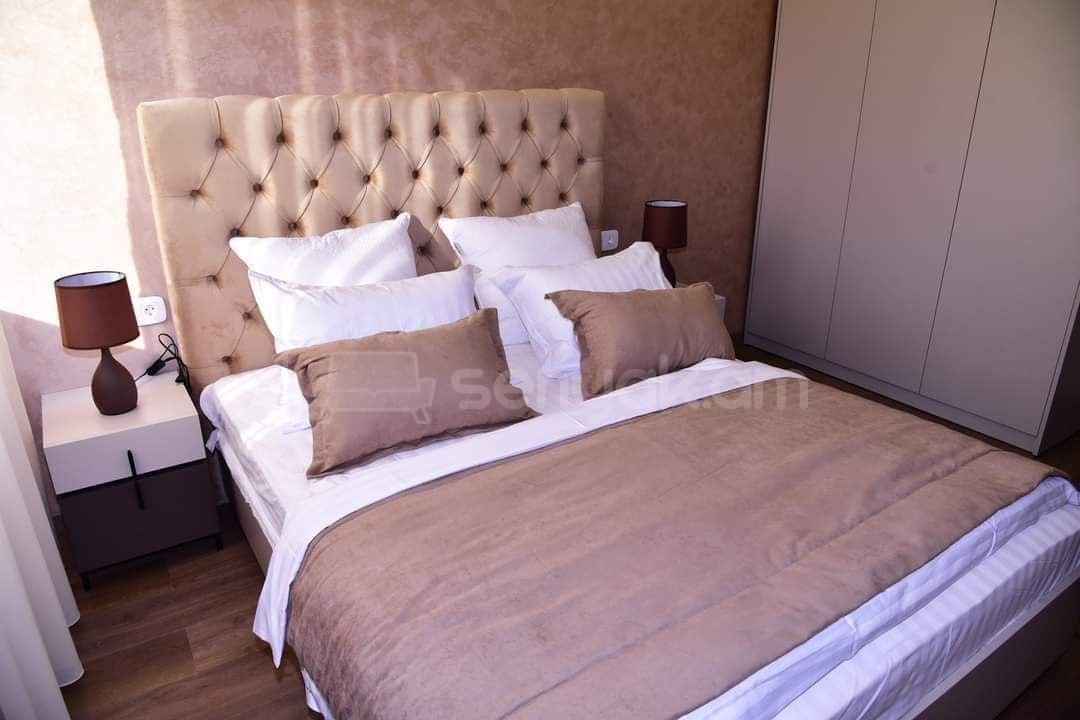 2 Սենյականոց Բնակարան Նորակառույցում, 55քմ, 9/12 հարկ, Դիզայներական Վերանորոգված