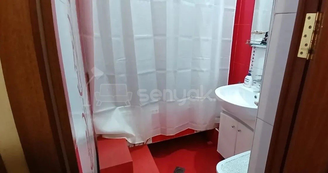 3 Սենյականոց Բնակարան, 81քմ, 4/4 հարկ, Կապիտալ Վերանորոգված