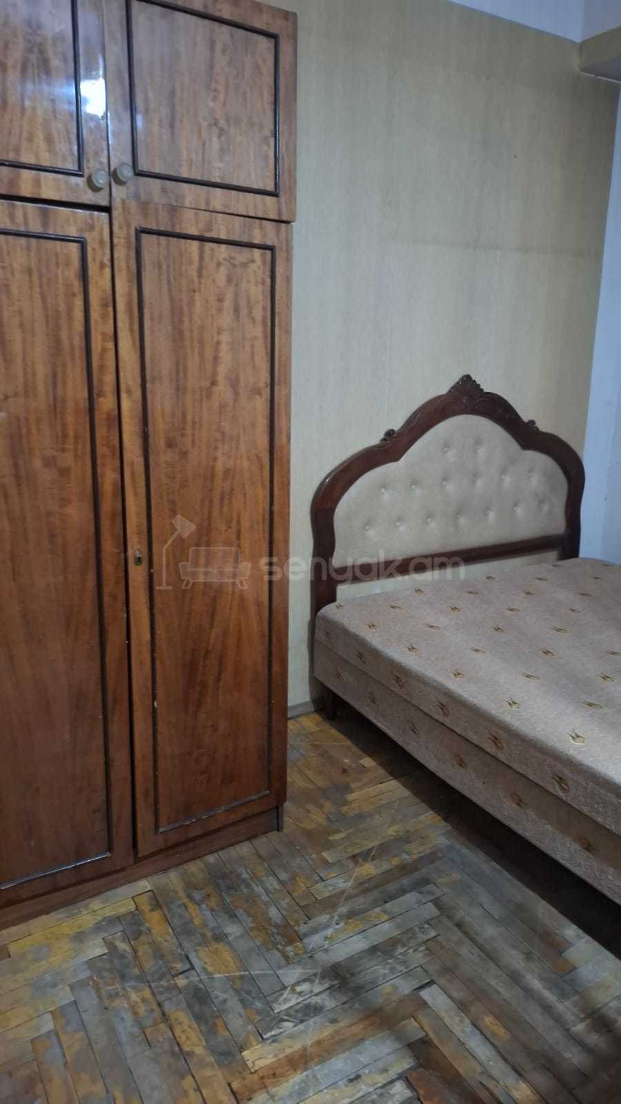 1 Սենյականոց Բնակարան, 40քմ, 1/9 հարկ, Նորմալ Վիճակում, Կահավորված