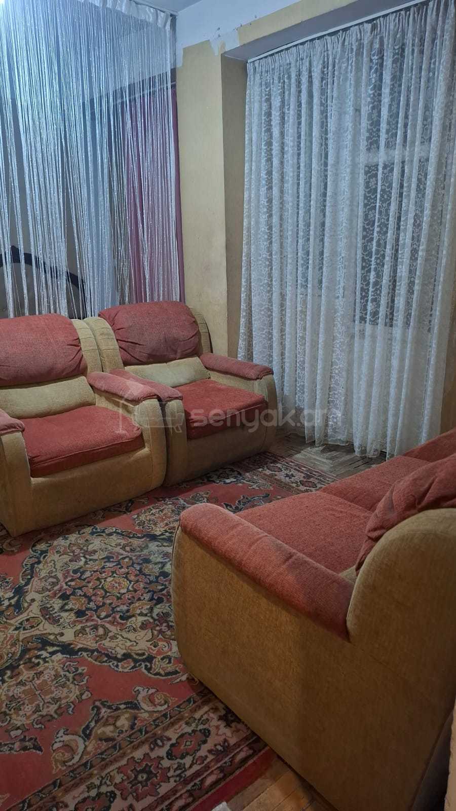 1 Սենյականոց Բնակարան, 40քմ, 1/9 հարկ, Նորմալ Վիճակում, Կահավորված