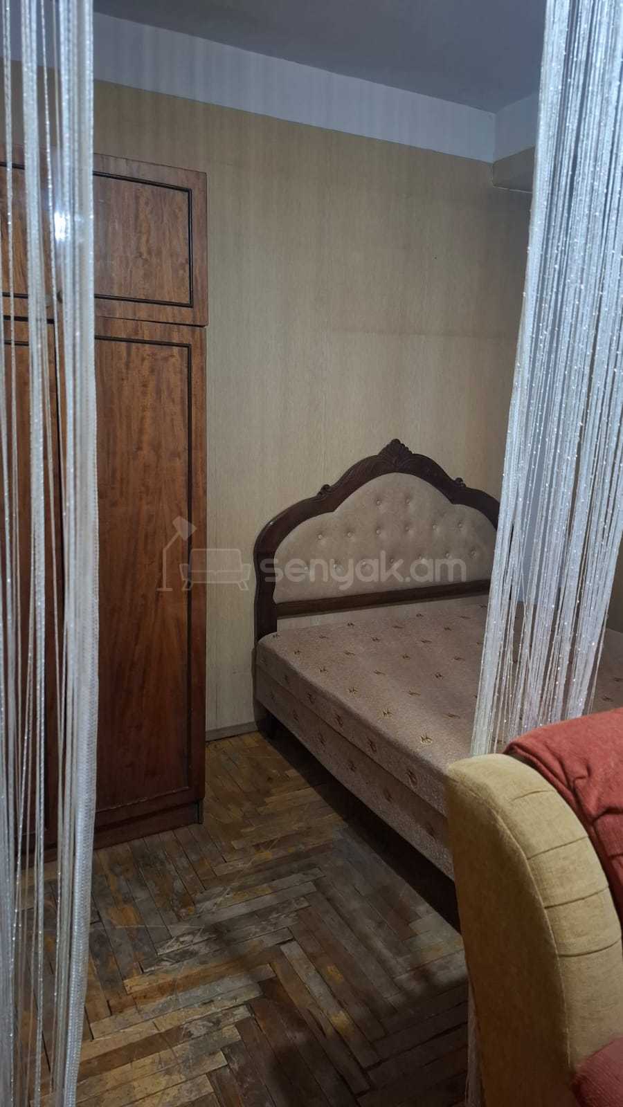 1 Սենյականոց Բնակարան, 40քմ, 1/9 հարկ, Նորմալ Վիճակում, Կահավորված