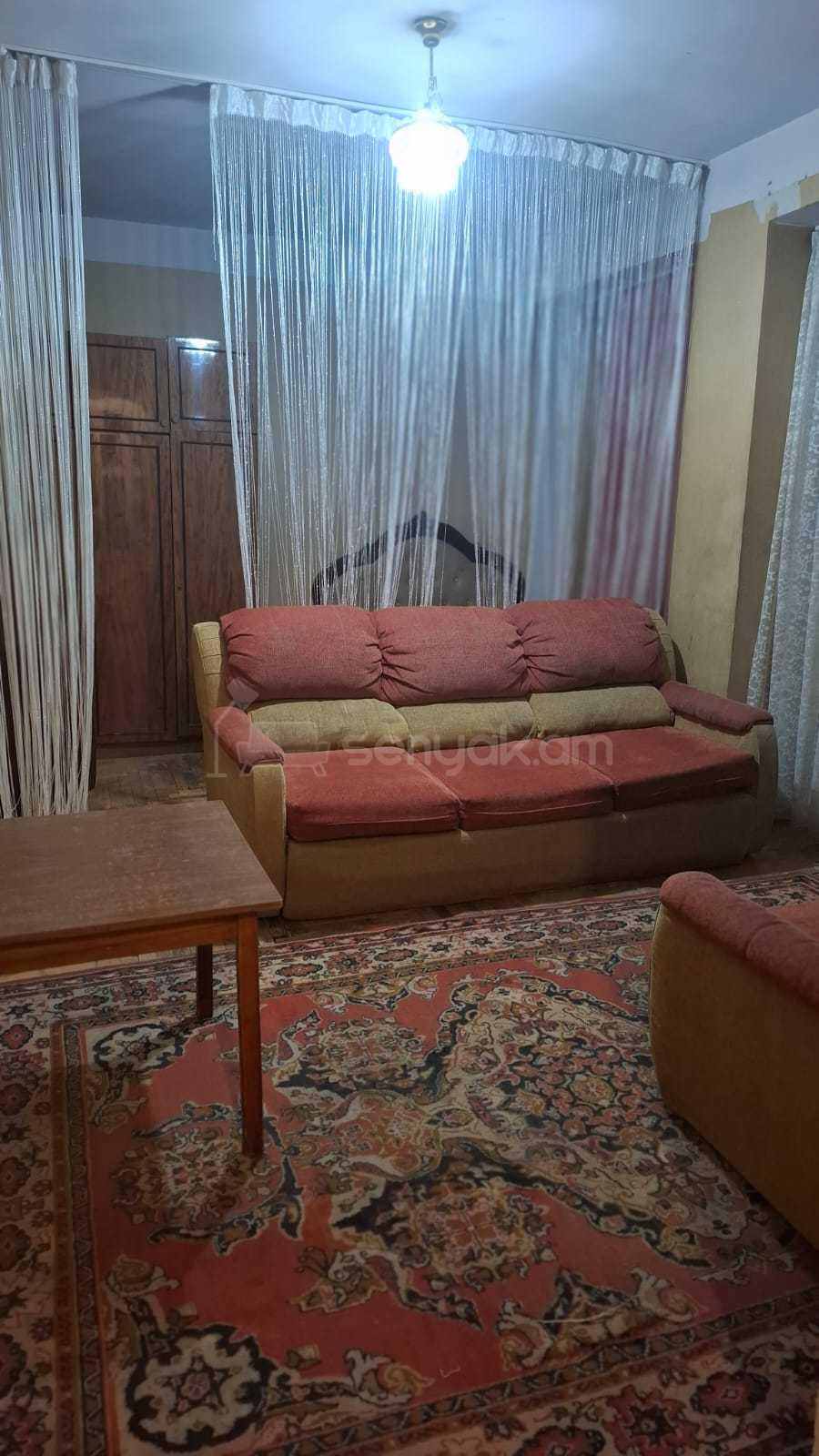 1 Սենյականոց Բնակարան, 40քմ, 1/9 հարկ, Նորմալ Վիճակում, Կահավորված