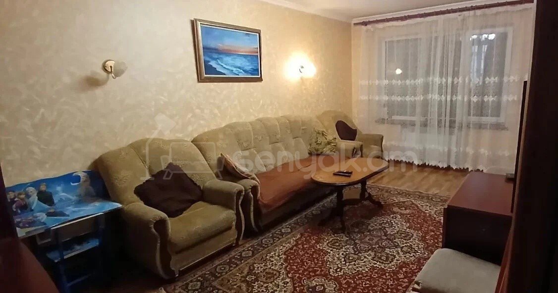 3 Սենյականոց Բնակարան, 81քմ, 4/4 հարկ, Նորմալ Վիճակում