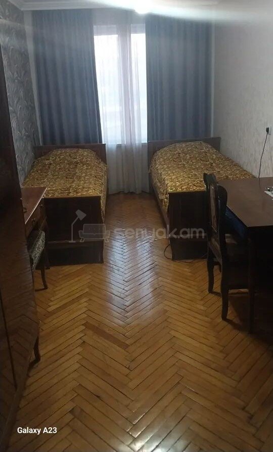 3 Սենյականոց Բնակարան, 75քմ, 2/4 հարկ, Նորմալ Վիճակում