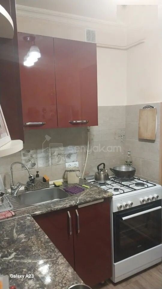 3 Սենյականոց Բնակարան, 75քմ, 2/4 հարկ, Նորմալ Վիճակում