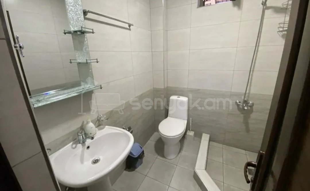 5 Սենյականոց Շքեղ Առանձնատուն, 180քմ, Լողավազանով