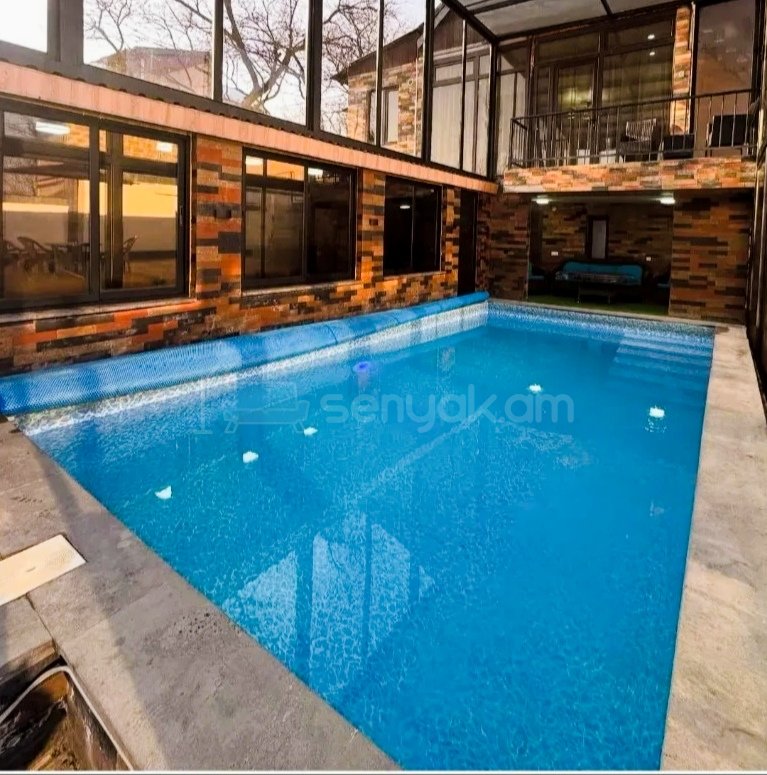 6 Սենյականոց Շքեղ Առանձնատուն, 200քմ, Լողավազանով