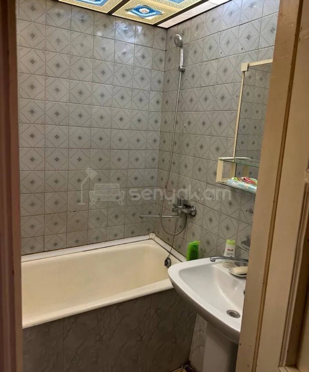 3 Սենյականոց Բնակարան, 73քմ, 5/9 հարկ, Կոսմետիկ Վերանորոգված, Կահավորված