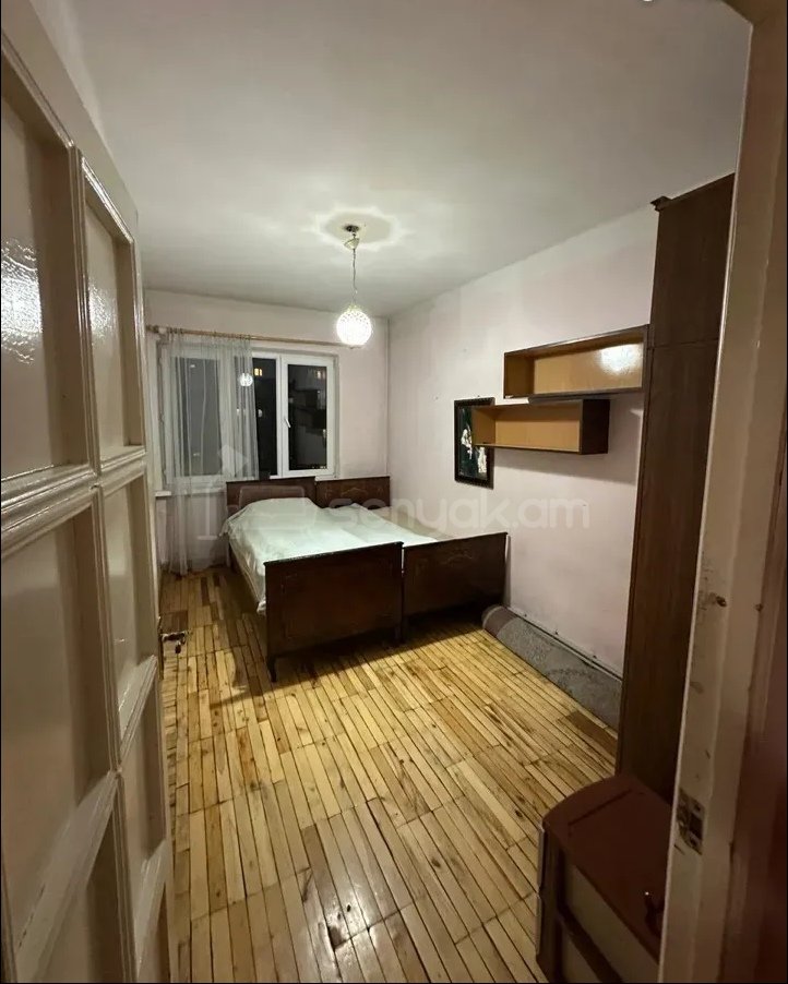 3 Սենյականոց Բնակարան, 80քմ, 5/9 հարկ, Նորմալ Վիճակում, Կահավորված