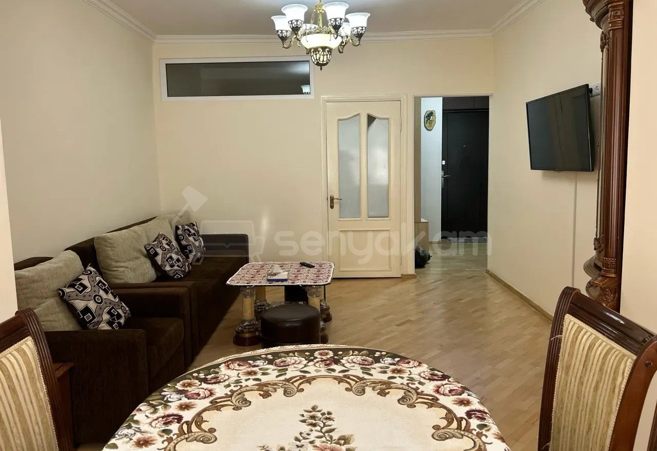 1 Սենյականոց Բնակարան Քարե Շենքում, 47քմ, 2/5 հարկ, Կոսմետիկ Վերանորոգված