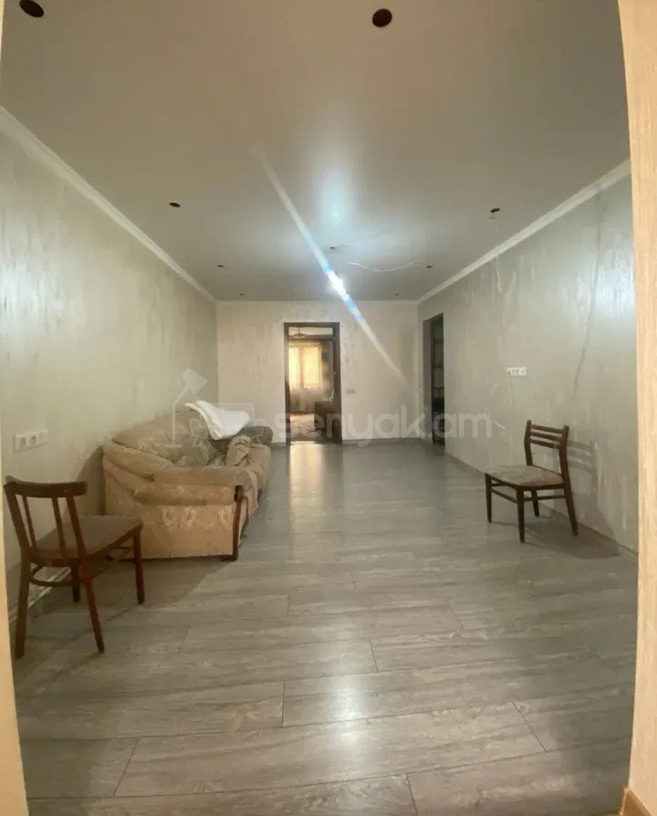 2 Սենյականոց Բնակարան, 58քմ, 2/4 հարկ, Նորմալ Վիճակում