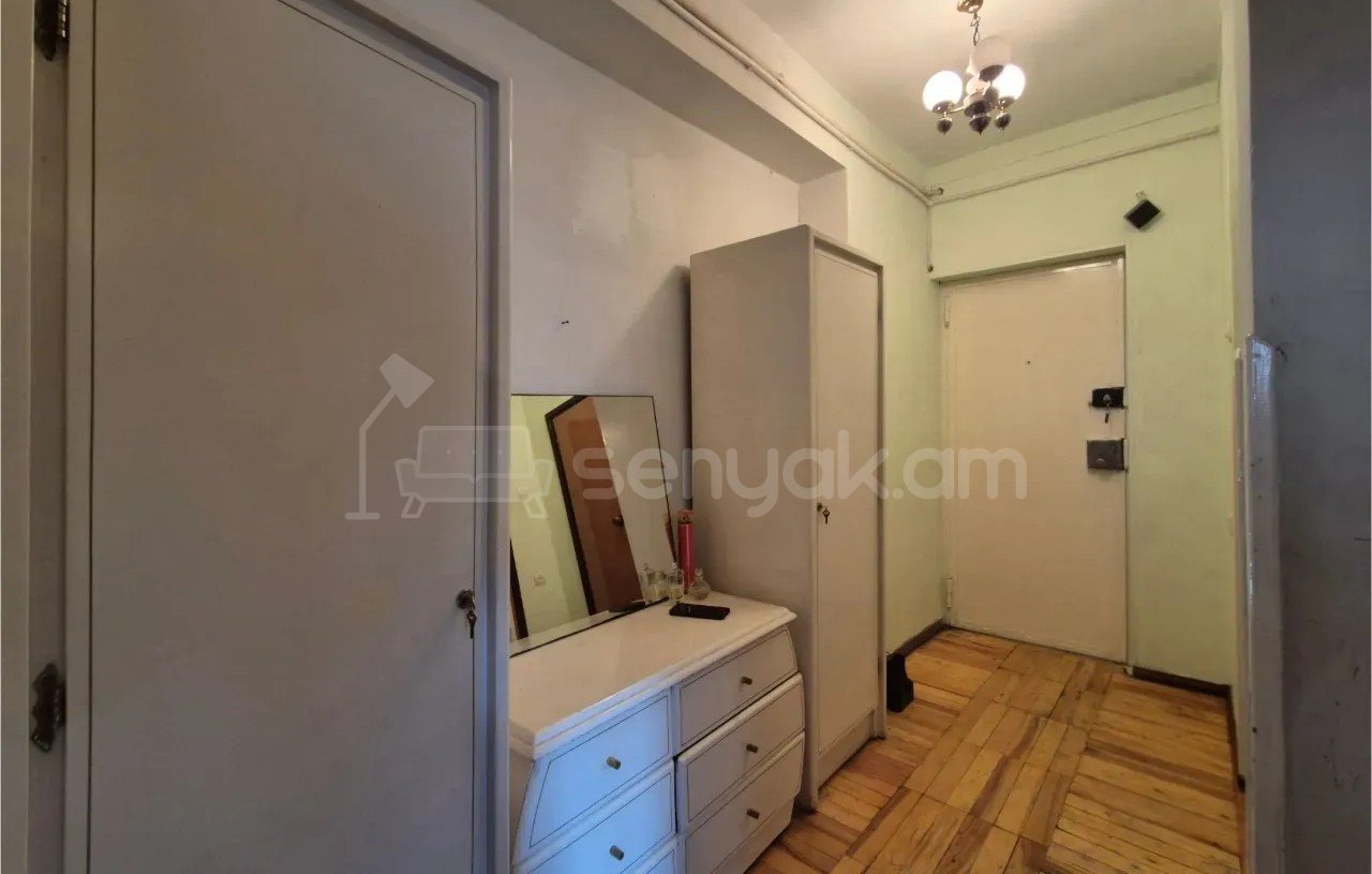 2 Սենյականոց Բնակարան, 58քմ, 2/4 հարկ, Նորմալ Վիճակում