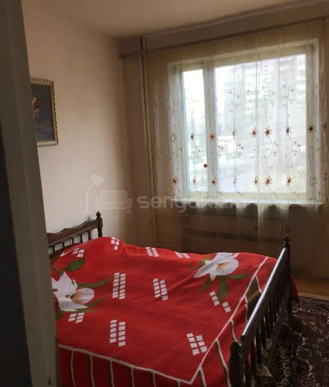 4 Սենյականոց Բնակարան, 100քմ, 3/9 հարկ, Պետական Վիճակում, Կահավորված