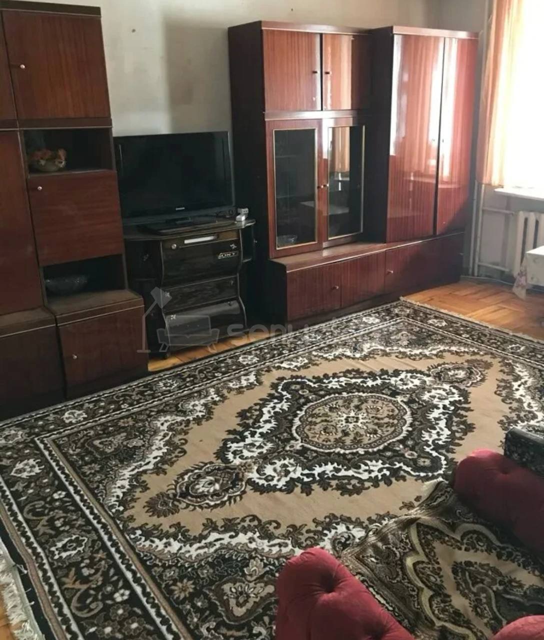 4 Սենյականոց Բնակարան, 100քմ, 3/9 հարկ, Պետական Վիճակում, Կահավորված