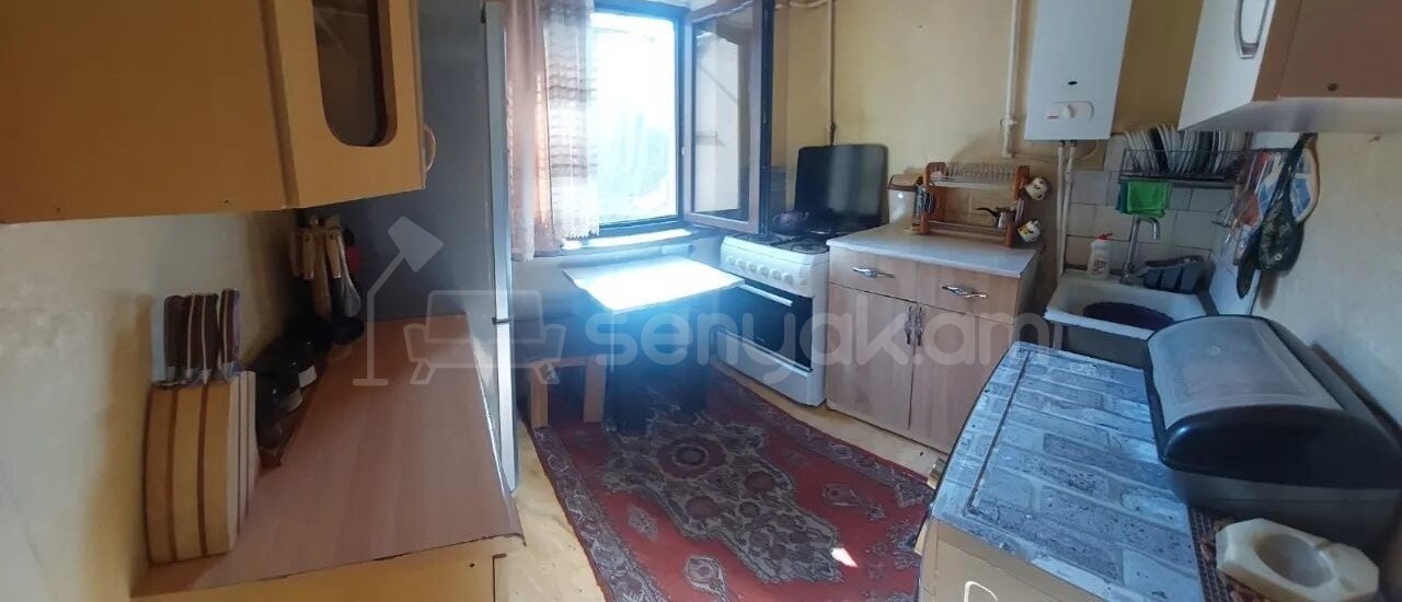 2 Սենյականոց Բնակարան, 50քմ, 1/4 հարկ, Նորմալ Վիճակում