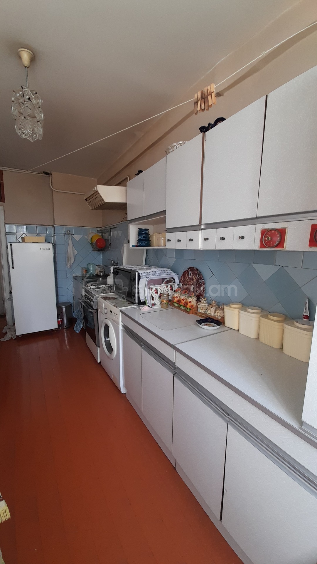 2 Սենյականոց Բնակարան Քարե Շենքում, 70քմ, 6/8 հարկ, Նորմալ Վիճակում, Կահավորված, Արևկող