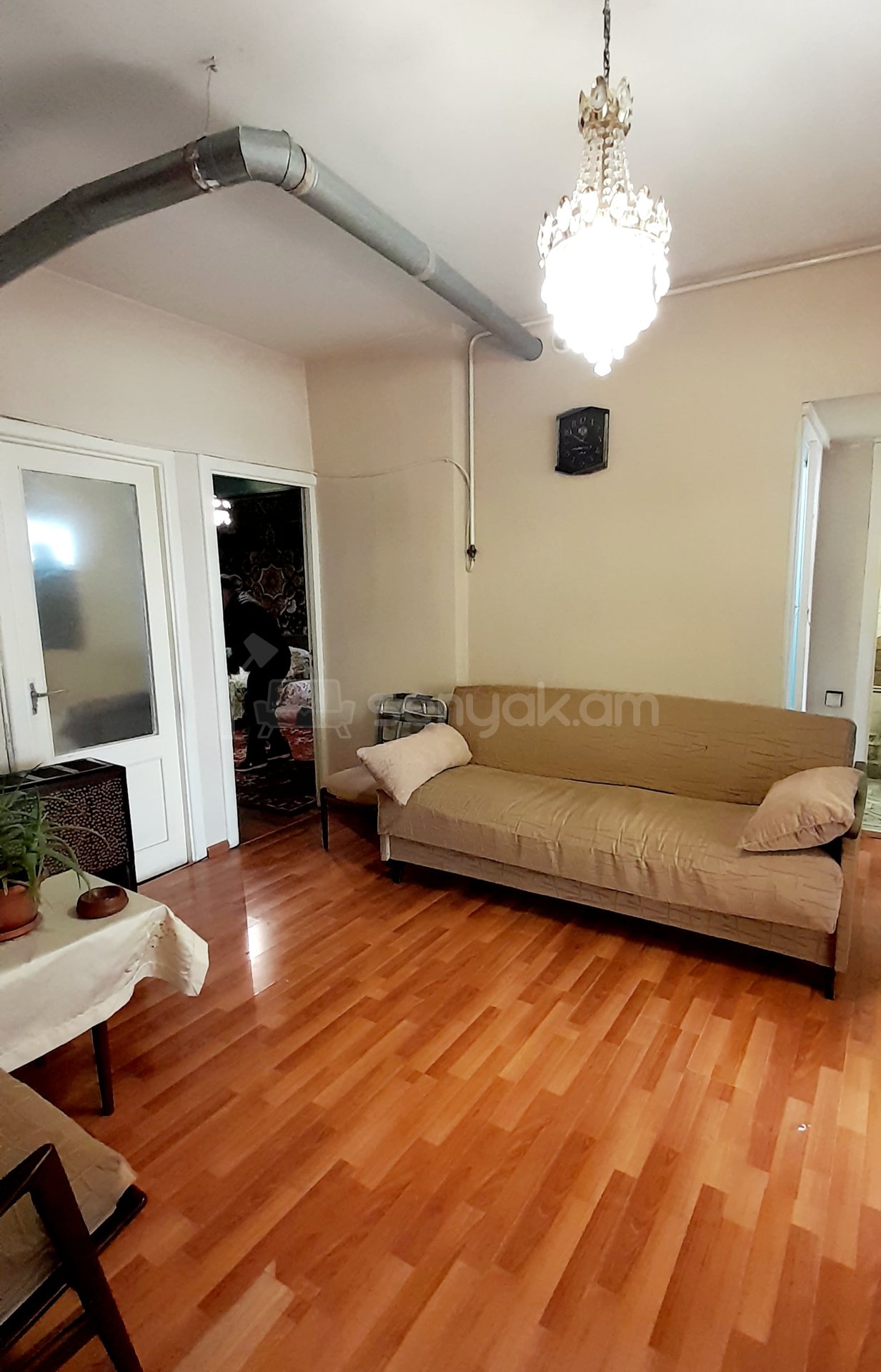 2 Սենյականոց Բնակարան Քարե Շենքում, 70քմ, 6/8 հարկ, Նորմալ Վիճակում, Կահավորված, Արևկող