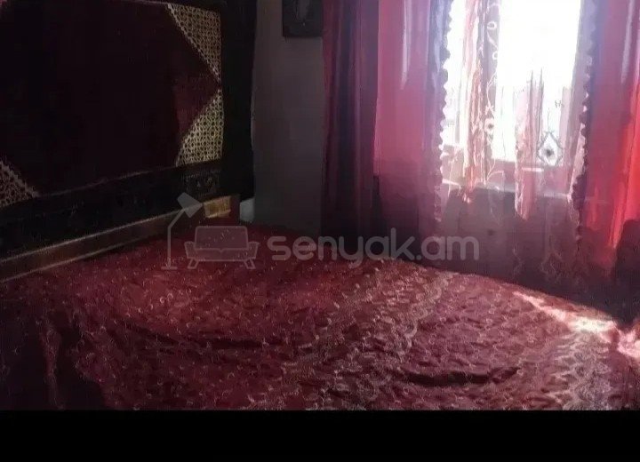 2 Սենյականոց Բնակարան Քարե Շենքում, 60քմ, 5/5 հարկ, Նորմալ Վիճակում