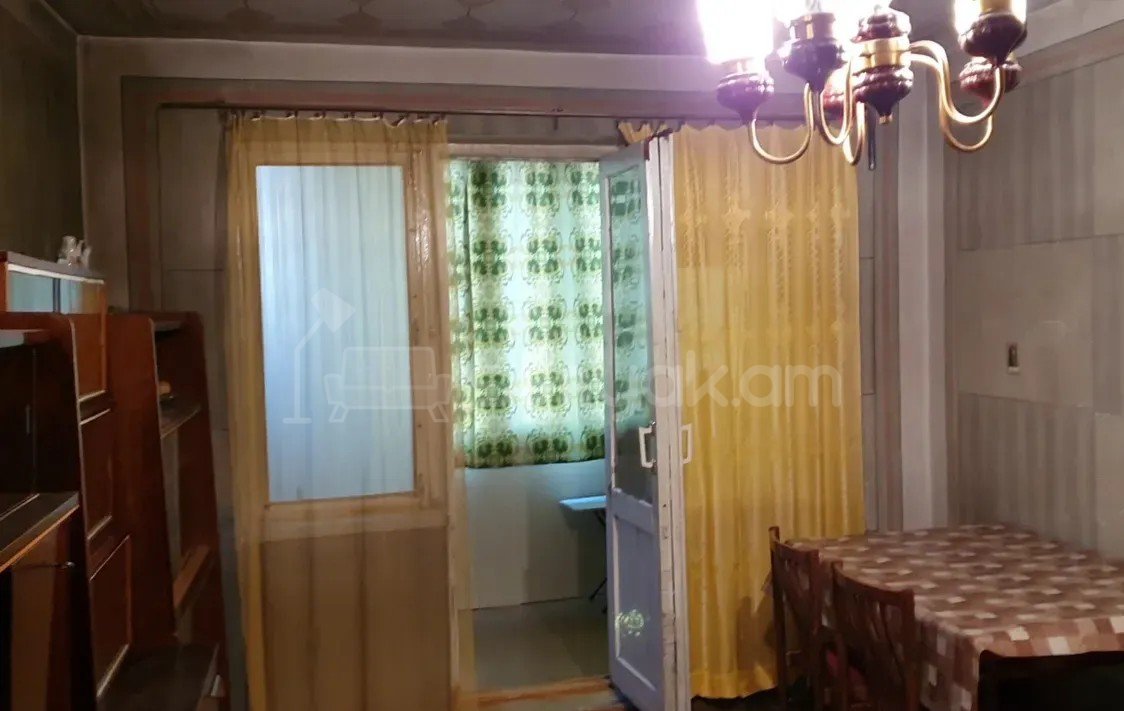 2 Սենյականոց Բնակարան, 51քմ, 4/5 հարկ, Պետական Վիճակում