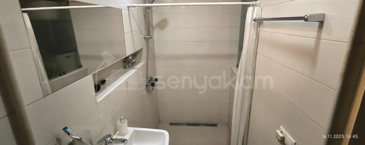 2 Սենյականոց Բնակարան Քարե Շենքում, 61քմ, 4/5 հարկ, Նորմալ Վիճակում