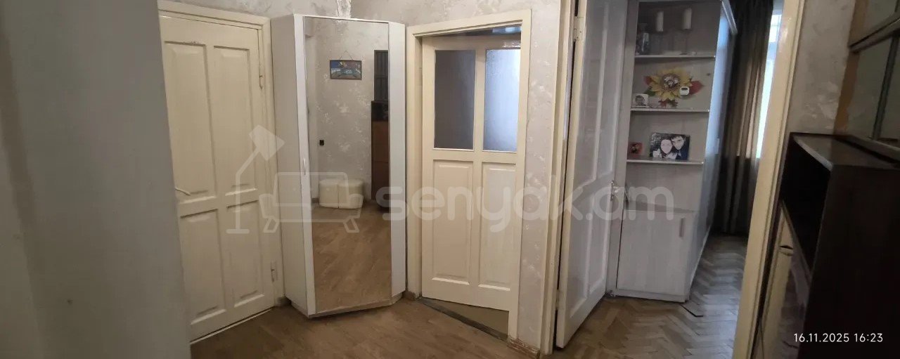 2 Սենյականոց Բնակարան Քարե Շենքում, 61քմ, 4/5 հարկ, Նորմալ Վիճակում