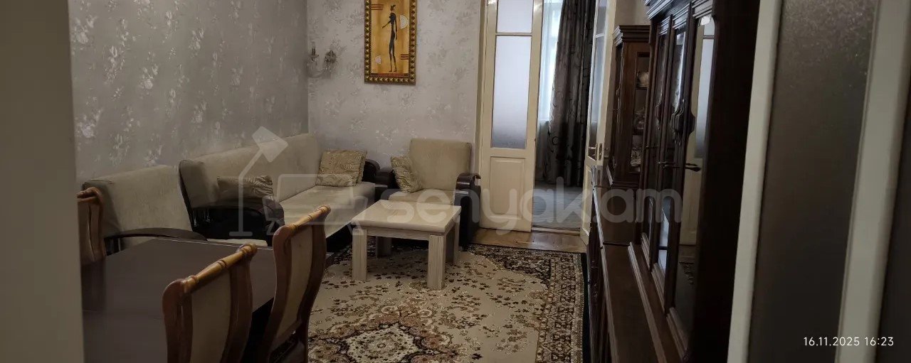 2 Սենյականոց Բնակարան Քարե Շենքում, 61քմ, 4/5 հարկ, Նորմալ Վիճակում