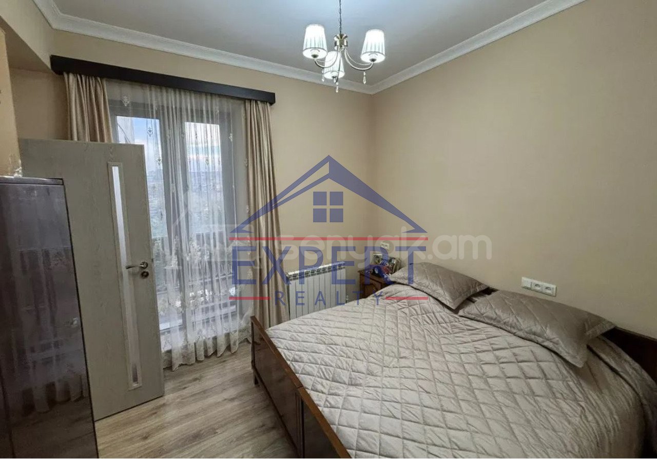 3 Սենյականոց Բնակարան Նորակառույցում, 111քմ, 3/13 հարկ, Նորմալ Վիճակում